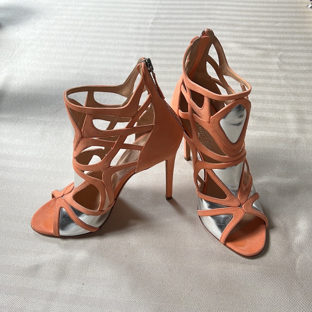 NEW Alejandro Ingelmo Heels - Picture 2 of 3